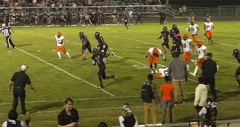 DSM North vs. Waterloo East Football Plays of the Game, Aron Gonkaryon's pick-six, running towards the endzone.