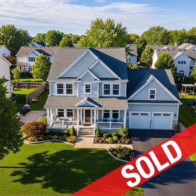 Real estate aerials service Des Moines Iowa: image of beautiful middleclass home taken by a drone, AI generated.